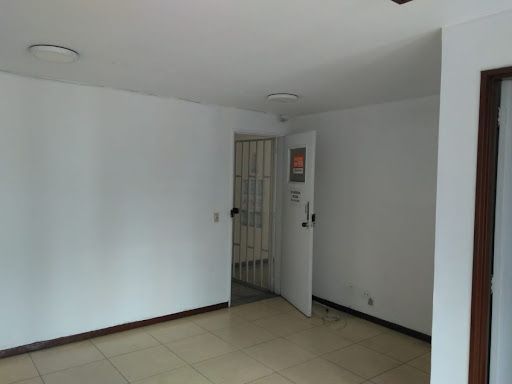 Oficina en arriendo Antioquia Medellín La Candelaria 12 m2 Habitaciones 0 Baños 0 Garajes 1 Precio $1200000