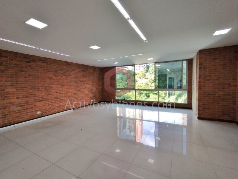 Oficina en arriendo Antioquia Medellín Perpetuo Socorro 60 m2 Habitaciones 0 Baños 1 Garajes 1 Precio $5000000