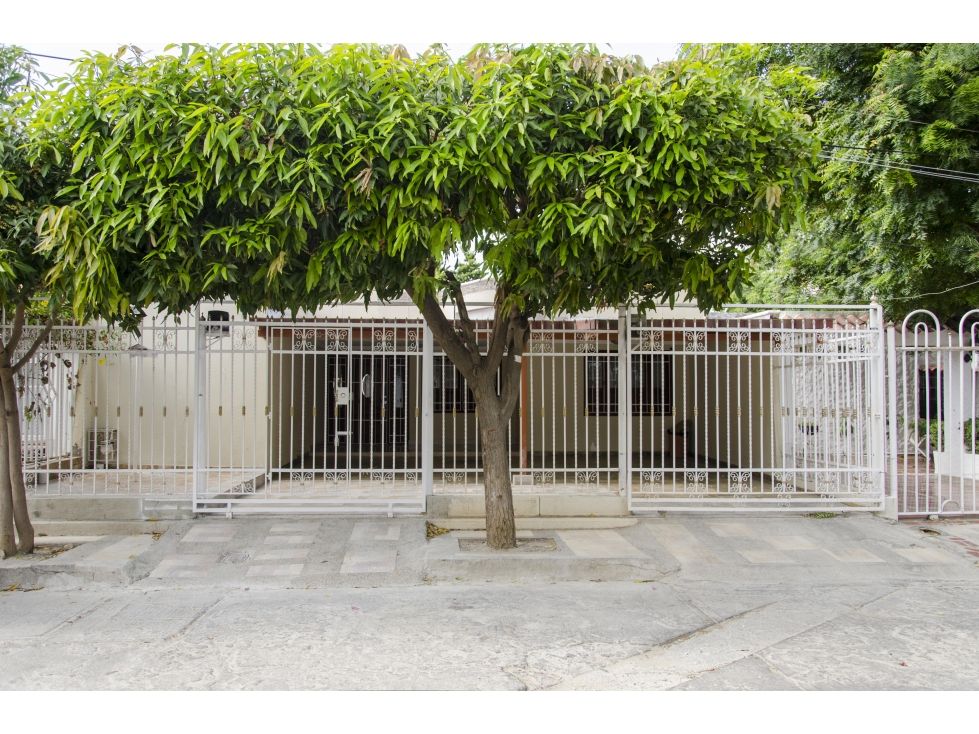 Casa en arriendo o venta Magdalena Santa Marta Jardin 341 m2 Habitaciones 4 Baños 8 Garajes 2 Precio venta $600000000 Precio arriendo $3000000