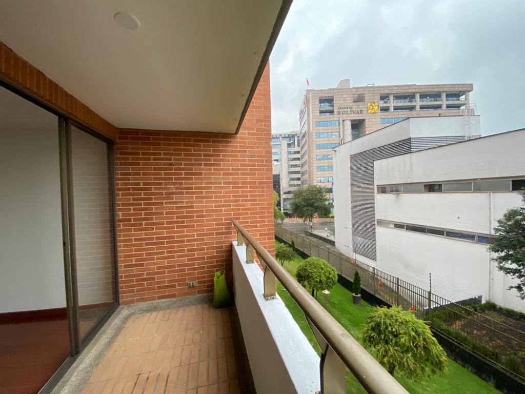 Apartamento en venta Cundinamarca Bogotá Ciudad Salitre Occidental 129 m2 Habitaciones 3 Baños 4 Garajes 3 Precio $950000000