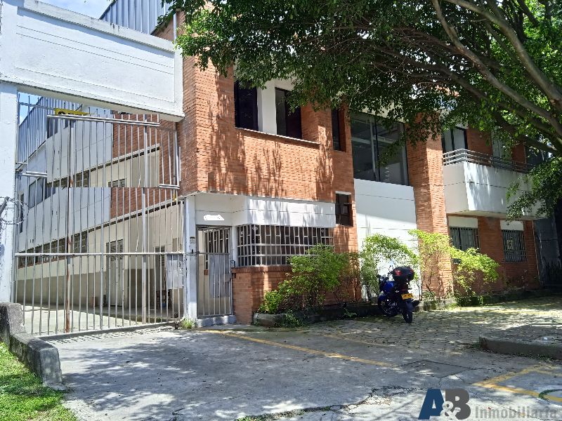 Bodega en arriendo Antioquia Envigado Primavera 1900 m2 Habitaciones 0 Baños 6 Garajes 0 Precio $52000000