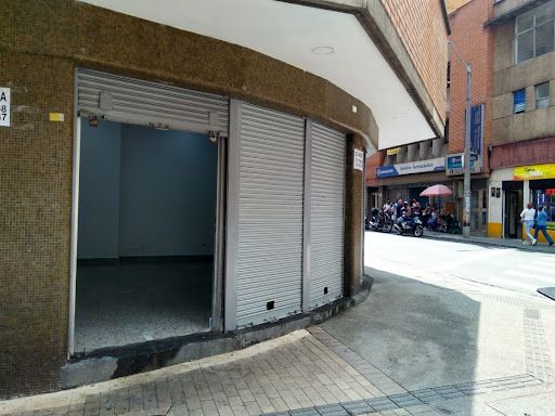 Local en arriendo Antioquia Medellín Villanueva 70 m2 Habitaciones 0 Baños 0 Garajes 1 Precio $5500000