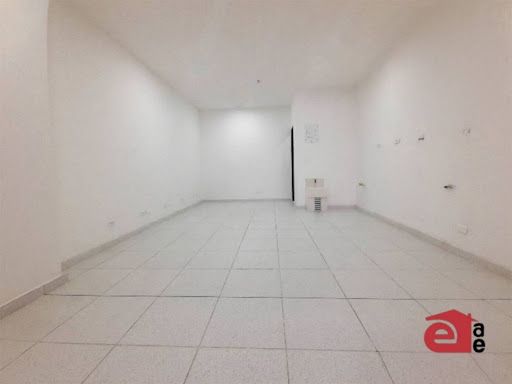 Local en arriendo Antioquia Sabaneta Holanda 25 m2 Habitaciones 0 Baños 1 Garajes 1 Precio $4000000