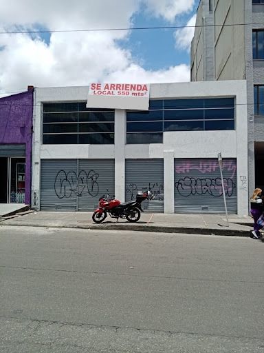 Local en venta Cundinamarca Bogotá Chapinero Sur Occidental 550 m2 Habitaciones 0 Baños 0 Garajes 3 Precio $2500000000