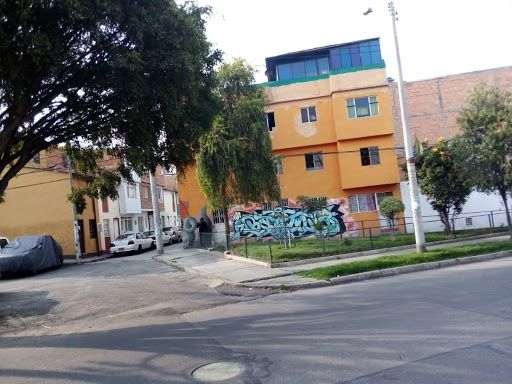 Casa en venta Cundinamarca Bogotá Coruña 144 m2 Habitaciones 6 Baños 4 Garajes 0 Precio $240000000