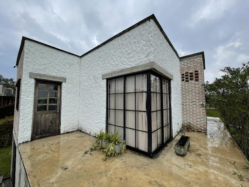 Casa en venta Risaralda Pereira Pereira 250 m2 Habitaciones 5 Baños 13 Garajes 8 Precio $1350000000