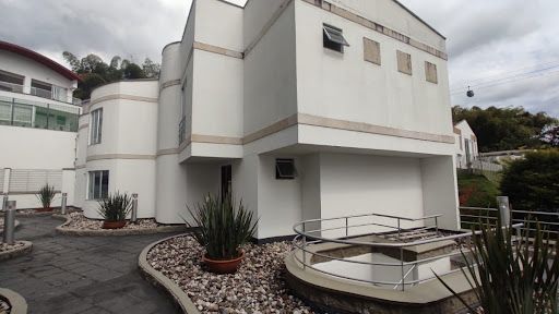 Casa en arriendo Risaralda Pereira Ur La Julia 287 m2 Habitaciones 3 Baños 6 Garajes 4 Precio $5000000