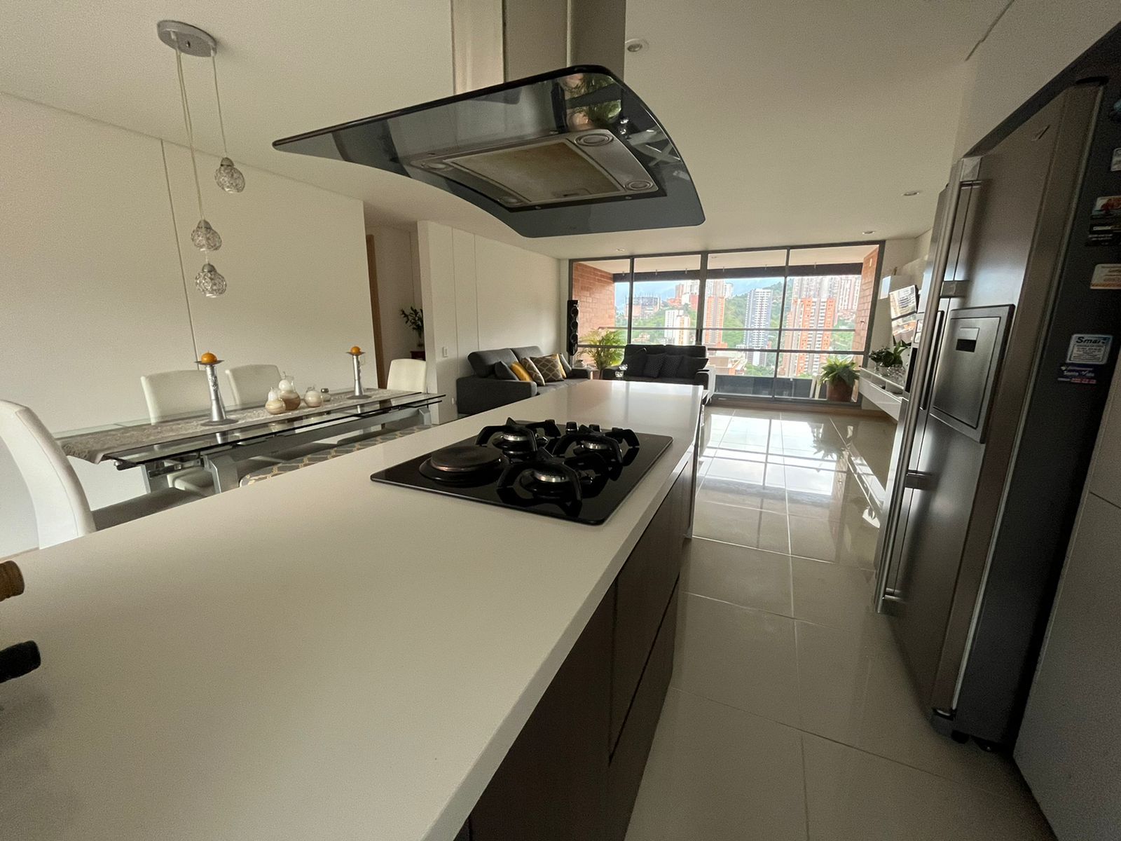 Apartamento en venta Antioquia Sabaneta Sabaneta 147 m2 Habitaciones 3 Baños 6 Garajes 3 Precio $750000000