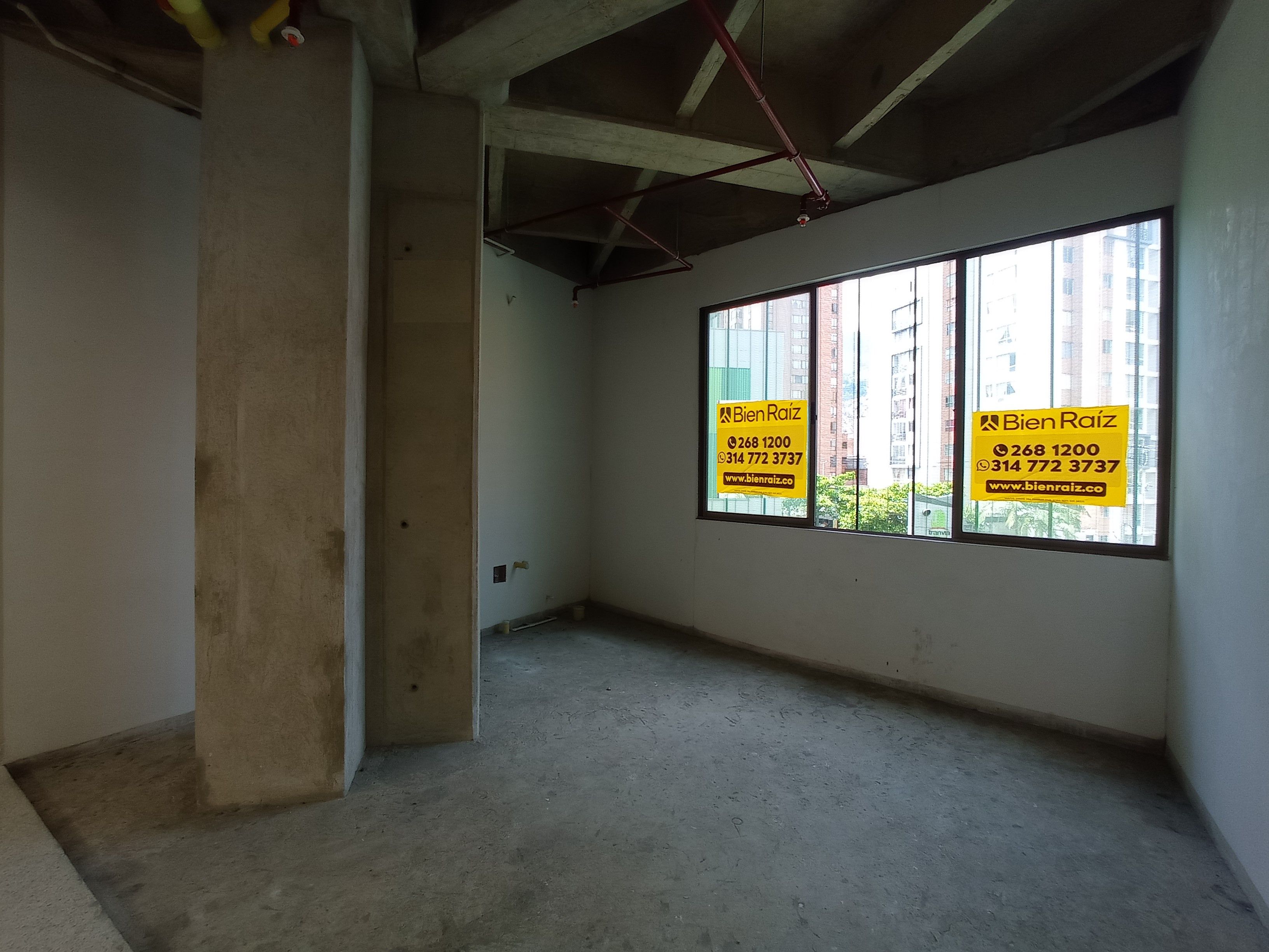 Local en arriendo Antioquia Medellín Bombona No1 22 m2 Habitaciones 0 Baños 0 Garajes 0 Precio $1300000