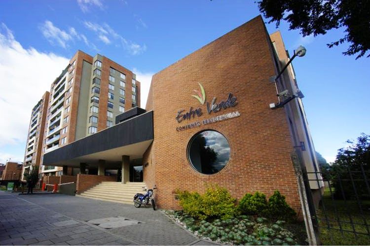 Apartamento en venta Cundinamarca Bogotá Jardin Botanico 106 m2 Habitaciones 3 Baños 2 Garajes 3 Precio $750000000