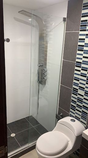 Apartamento en arriendo Bolívar Cartagena Crespo 117 m2 Habitaciones 3 Baños 4 Garajes 2 Precio $3300000