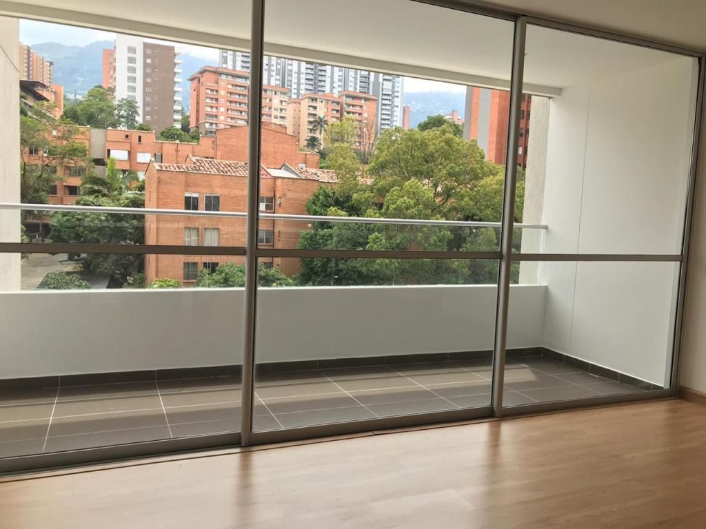 Apartamento en arriendo o venta Antioquia Envigado La Mesa 127 m2 Habitaciones 3 Baños 6 Garajes 3 Precio venta $720000000 Precio arriendo $3900000
