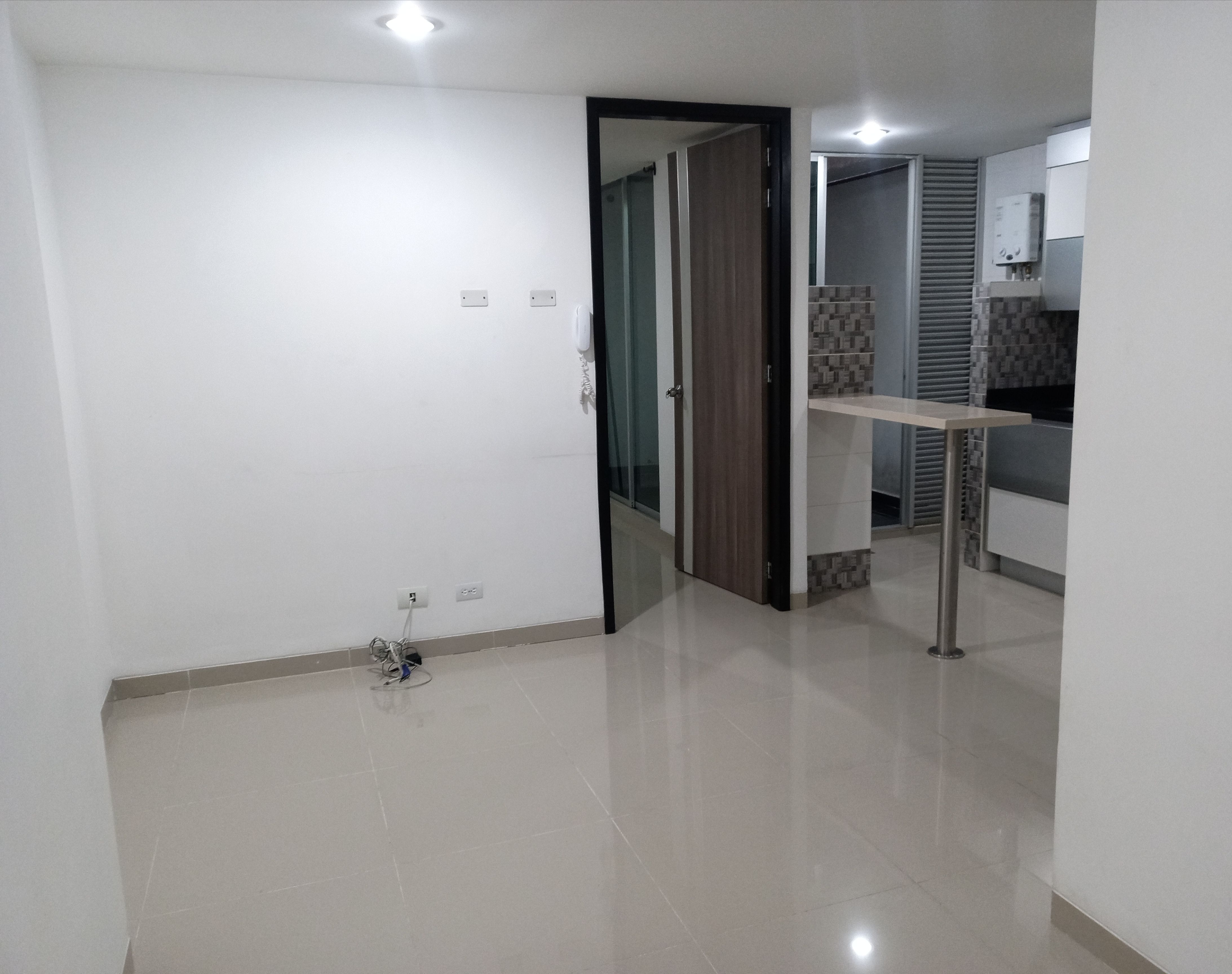 Apartamento en arriendo Antioquia Medellín El Velodromo 60 m2 Habitaciones 2 Baños 1 Garajes 0 Precio $2400000