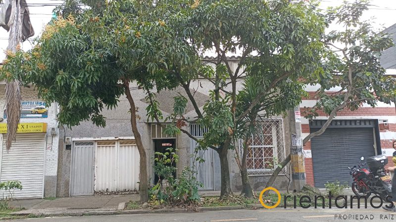 Casa en venta Antioquia Medellín Boston 364 m2 Habitaciones 2 Baños 2 Garajes 1 Precio $2700000000