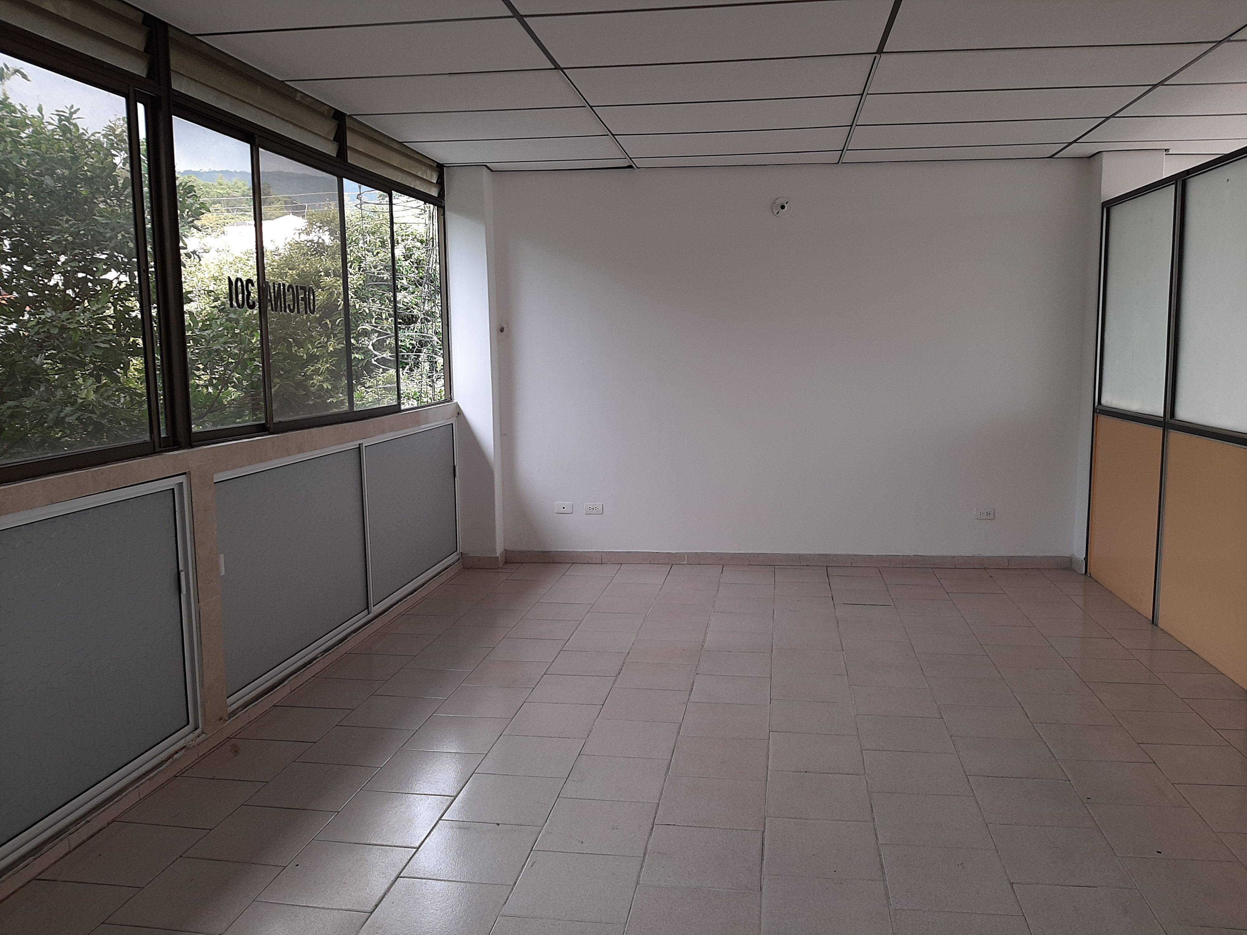 Oficina en arriendo Meta Villavicencio Centro 54 m2 Habitaciones 0 Baños 0 Garajes 1 Precio $1200000