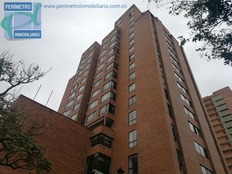 Oficina en venta Antioquia Medellín Bombona No1 479 m2 Habitaciones 0 Baños 11 Garajes 8 Precio $1600000000