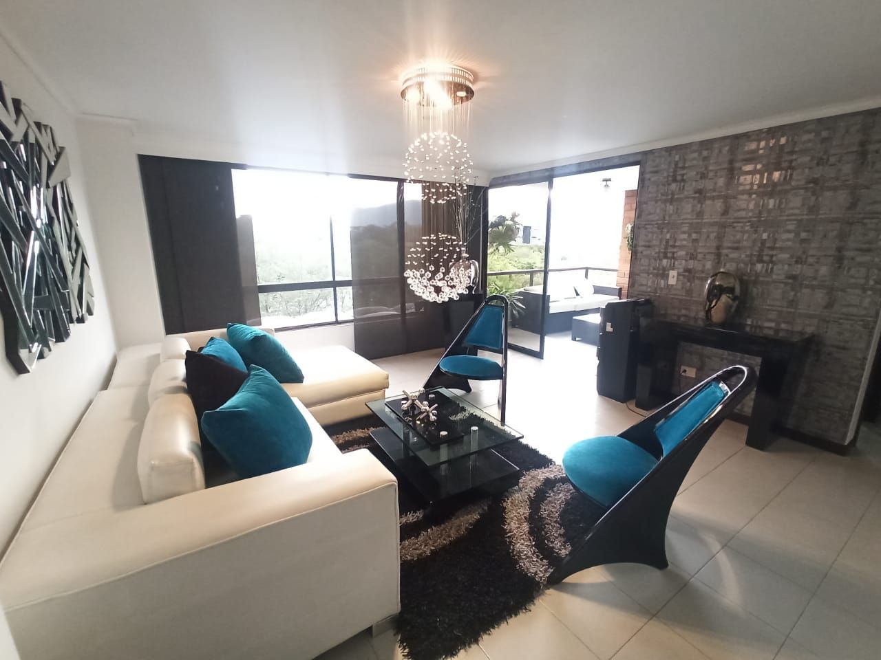 Apartamento en venta Antioquia Medellín Milla De Oro 150 m2 Habitaciones 3 Baños 4 Garajes 3 Precio $650000000