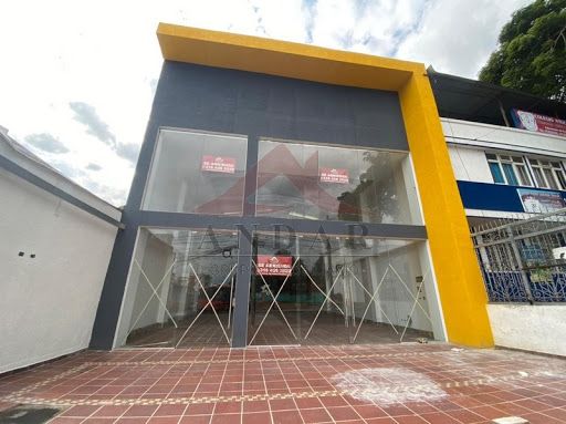 Local en venta Tolima Ibagué Belen 400 m2 Habitaciones 0 Baños 2 Garajes 3 Precio $1800000000