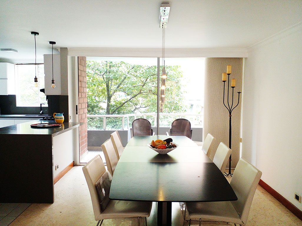 Apartamento en arriendo Antioquia Medellín El Tesoro 160 m2 Habitaciones 3 Baños 4 Garajes 3 Precio $5800000