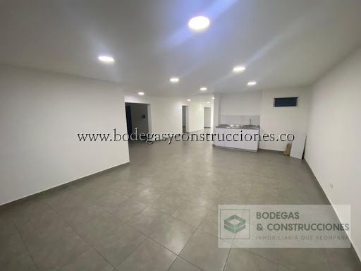 Local en arriendo Antioquia Medellín Fatima 126 m2 Habitaciones 0 Baños 0 Garajes 2 Precio $6900000