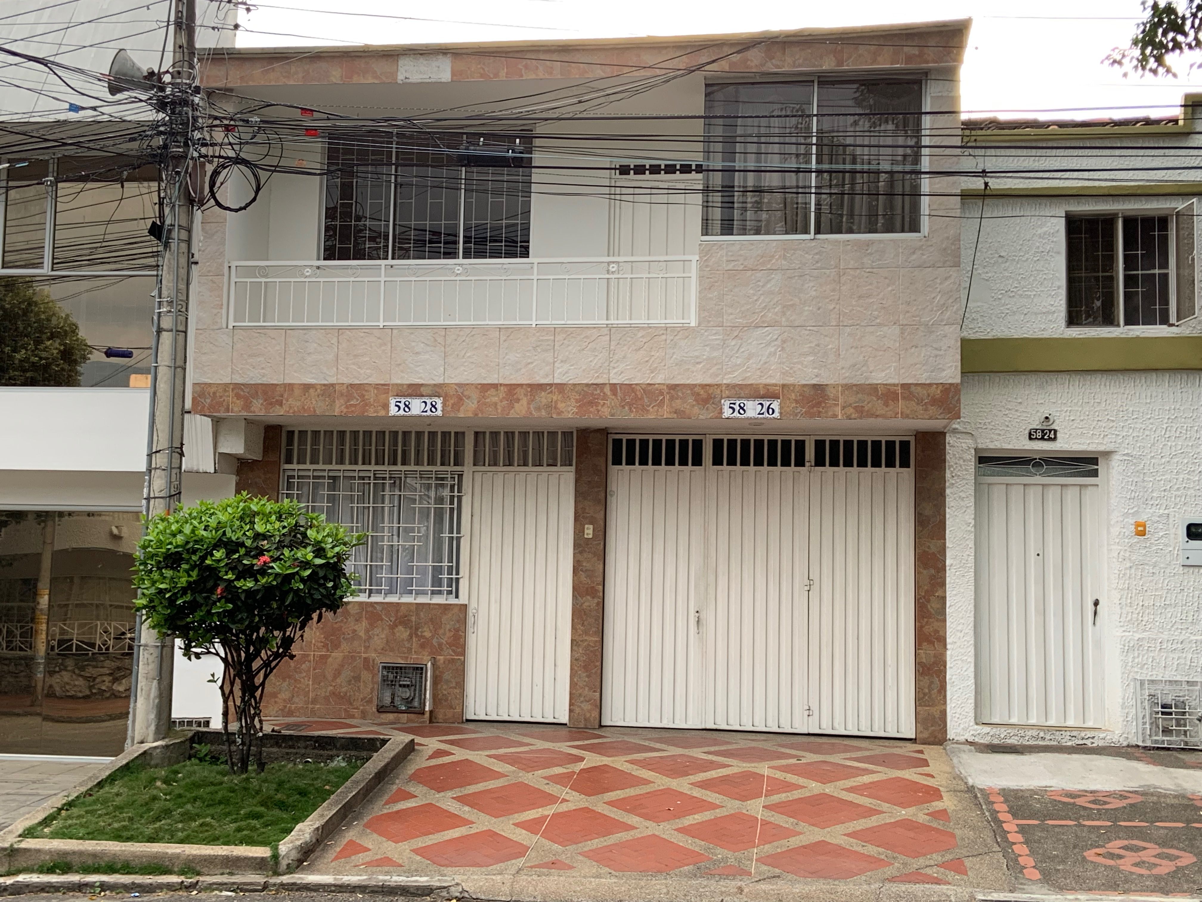 Casa en venta Santander Bucaramanga Mercedes 189 m2 Habitaciones 5 Baños 6 Garajes 1 Precio $620000000
