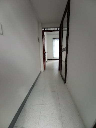 Local en venta Risaralda Pereira Sector Galeria Central 50 m2 Habitaciones 0 Baños 2 Garajes 1 Precio $120000000