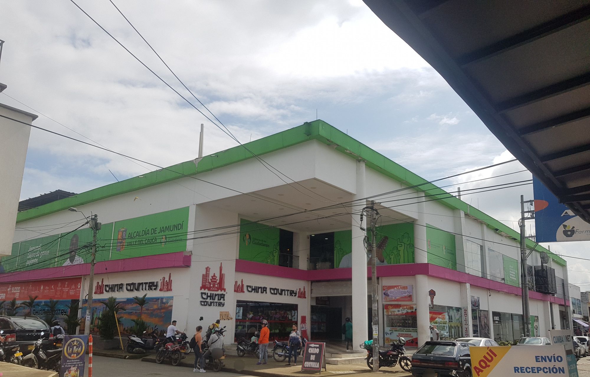 Local en arriendo Valle Del Cauca Jamundí Libertadores 5 m2 Habitaciones 0 Baños 10 Garajes 1 Precio $600000