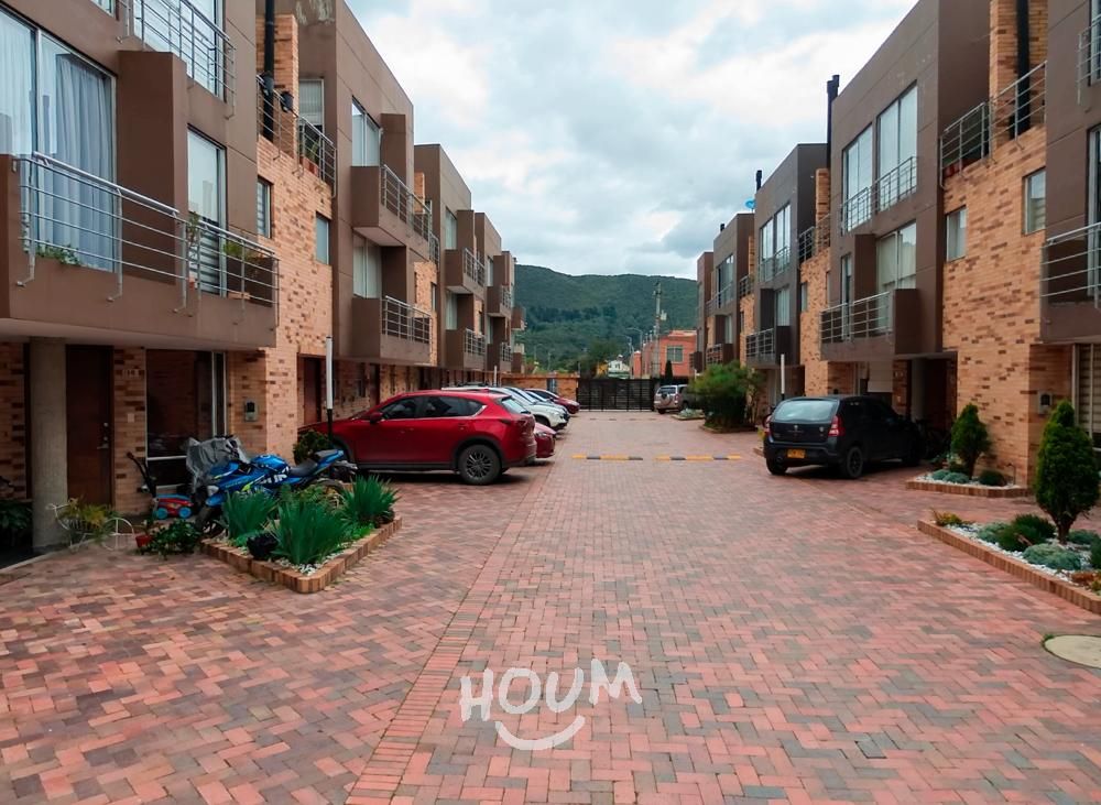 Casa en venta Cundinamarca Chía Zona Rural 126 m2 Habitaciones 3 Baños 5 Garajes 2 Precio $650000000