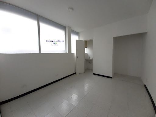 Consultorio en venta Risaralda Pereira Sector Plaza De Bolivar 26 m2 Habitaciones 0 Baños 0 Garajes 1 Precio $192000000