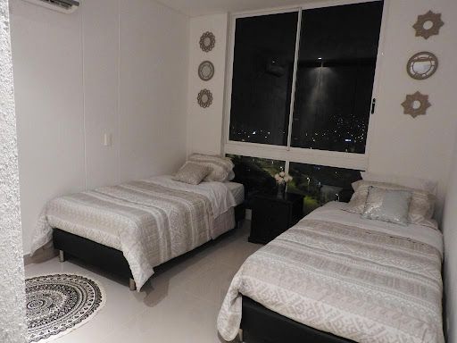 Apartamento en arriendo Magdalena Santa Marta Ub Salguero 105 m2 Habitaciones 3 Baños 2 Garajes 2 Precio $7250000