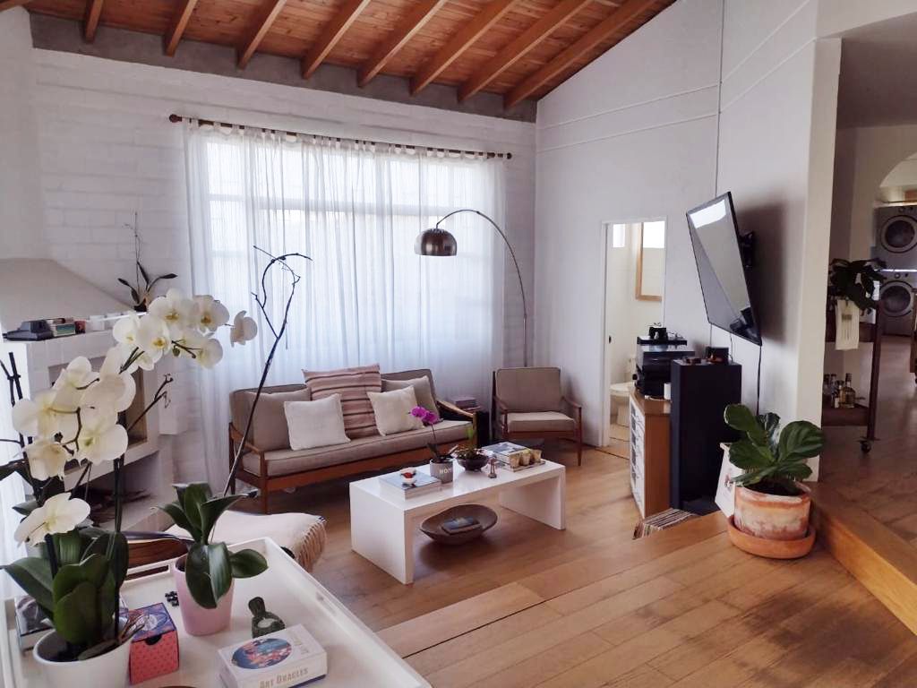 Casa en arriendo Antioquia Envigado La Mesa 174 m2 Habitaciones 4 Baños 6 Garajes 4 Precio $6400000