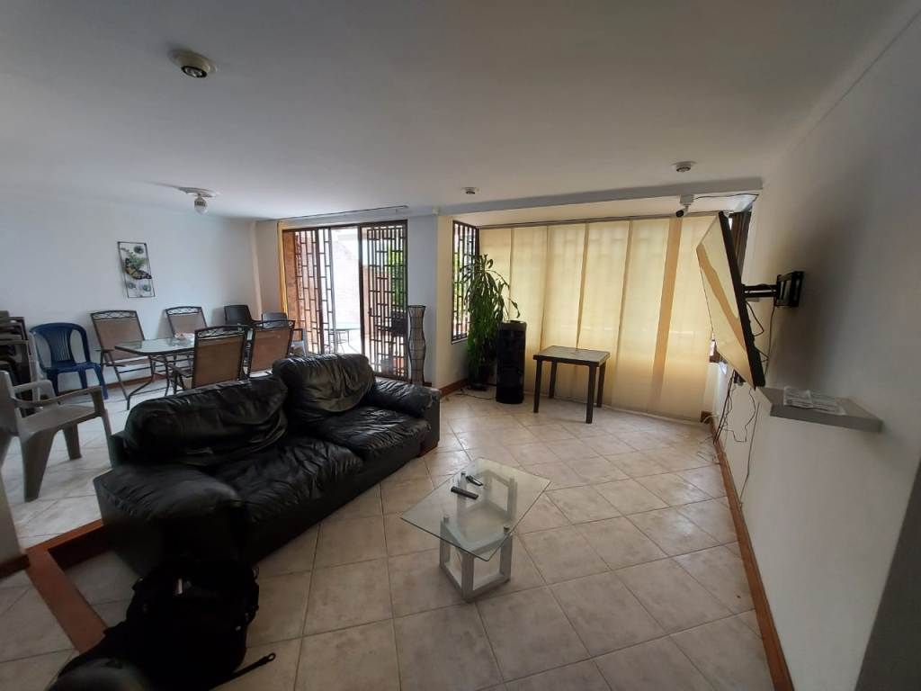 Apartamento en arriendo Antioquia Medellín La Concha 282 m2 Habitaciones 4 Baños 2 Garajes 3 Precio $11000000