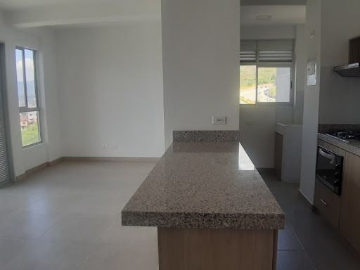Apartamento en venta Antioquia Medellín Santa Rosa De Lima 76 m2 Habitaciones 3 Baños 2 Garajes 2 Precio $450000000