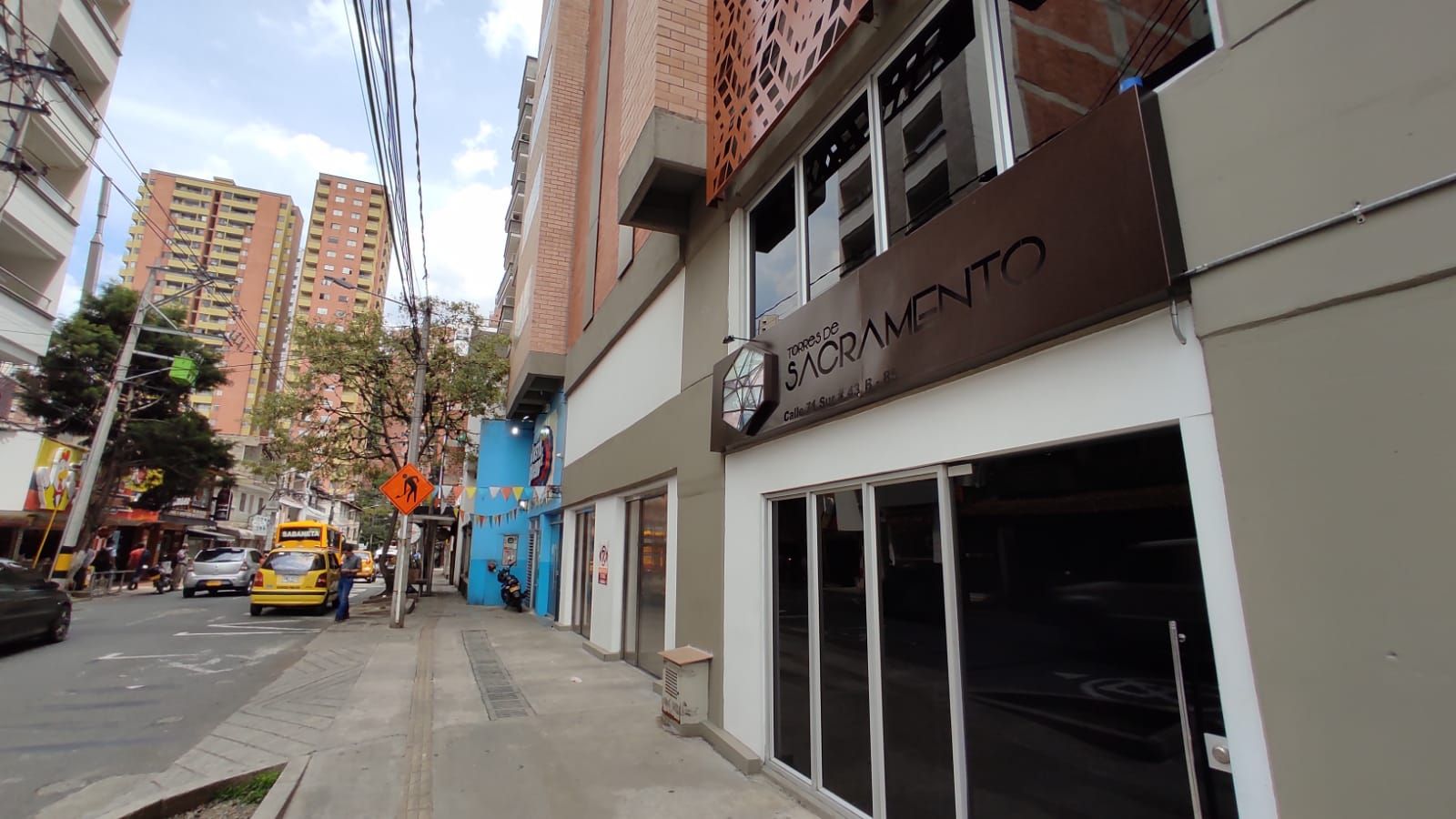 Oficina en venta Antioquia Sabaneta Betania 25 m2 Habitaciones 0 Baños 0 Garajes 2 Precio $270000000