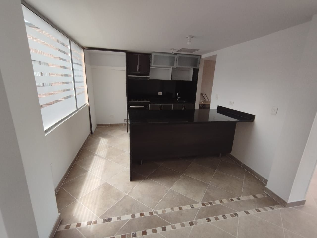 Apartamento en arriendo Cundinamarca Bogotá Los Cedritos 100 m2 Habitaciones 3 Baños 2 Garajes 1 Precio $2800000