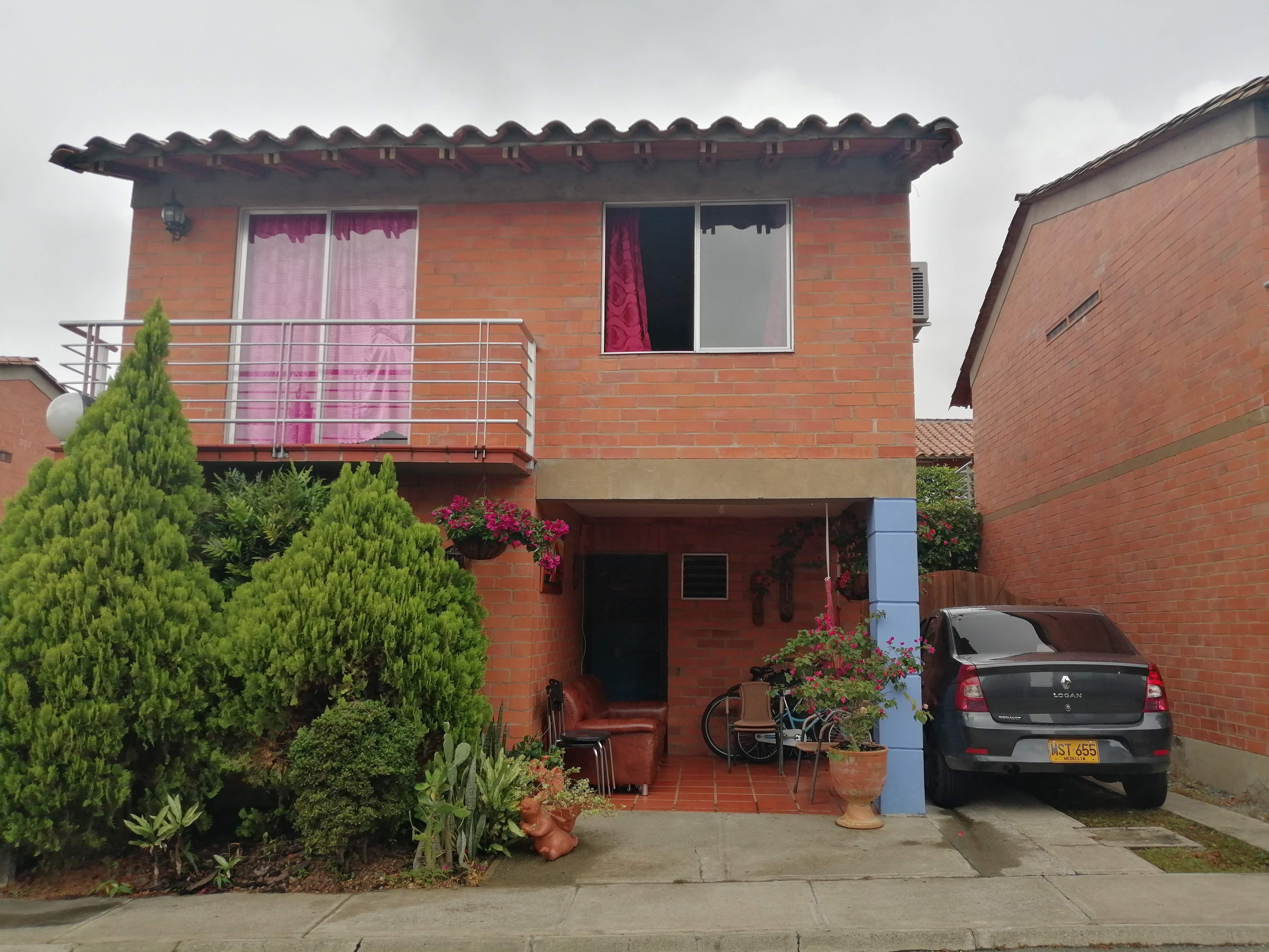 Casa Campestre en venta Antioquia Santafé De Antioquia Santafé De Antioquia 158 m2 Habitaciones 4 Baños 4 Garajes 3 Precio $390000000