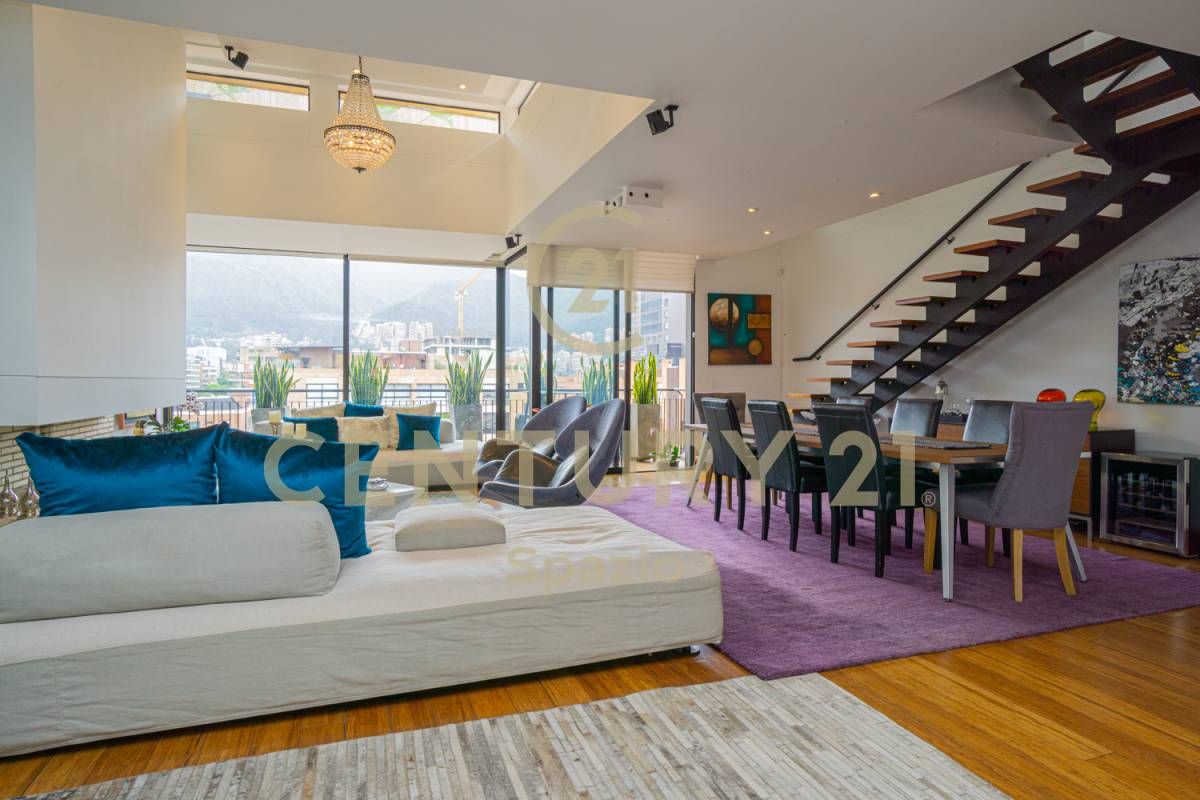 Apartamento en venta Cundinamarca Bogotá Chico 214 m2 Habitaciones 2 Baños 3 Garajes 4 Precio $3000000000