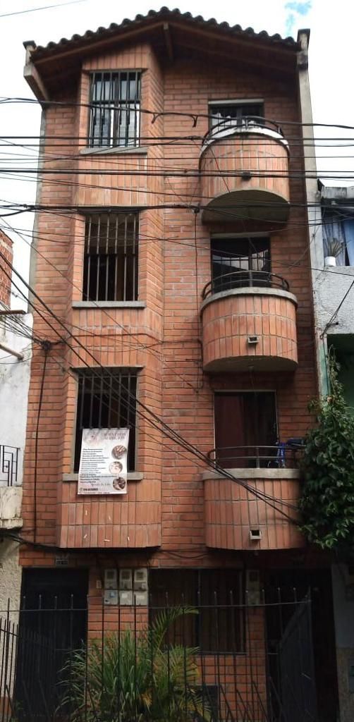 Edificio en venta Antioquia Bello Pérez 62 m2 Habitaciones 12 Baños 10 Garajes 1 Precio $670000000
