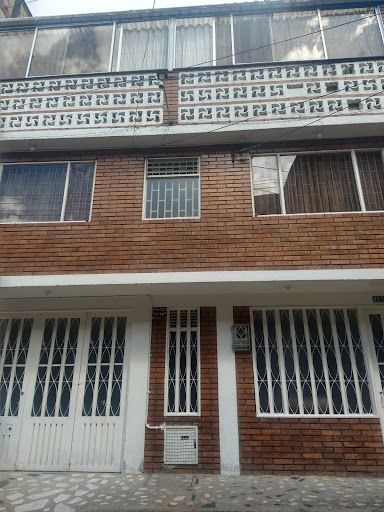 Casa en venta Cundinamarca Bogotá Pastranita 144 m2 Habitaciones 3 Baños 2 Garajes 1 Precio $340000000