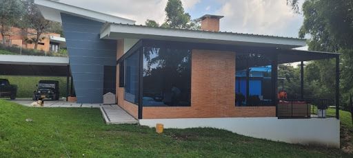 Casa en venta Risaralda Pereira Pereira 400 m2 Habitaciones 4 Baños 4 Garajes 4 Precio $1800000000