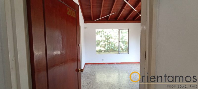 Oficina en arriendo Antioquia Medellín Patio Bonito 25 m2 Habitaciones 0 Baños 1 Garajes 0 Precio $1975000