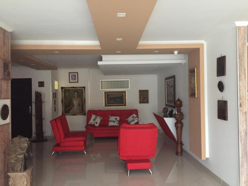 Casa en venta Antioquia Medellín Santa María De Los Ángeles 300 m2 Habitaciones 3 Baños 6 Garajes 3 Precio $1400000000