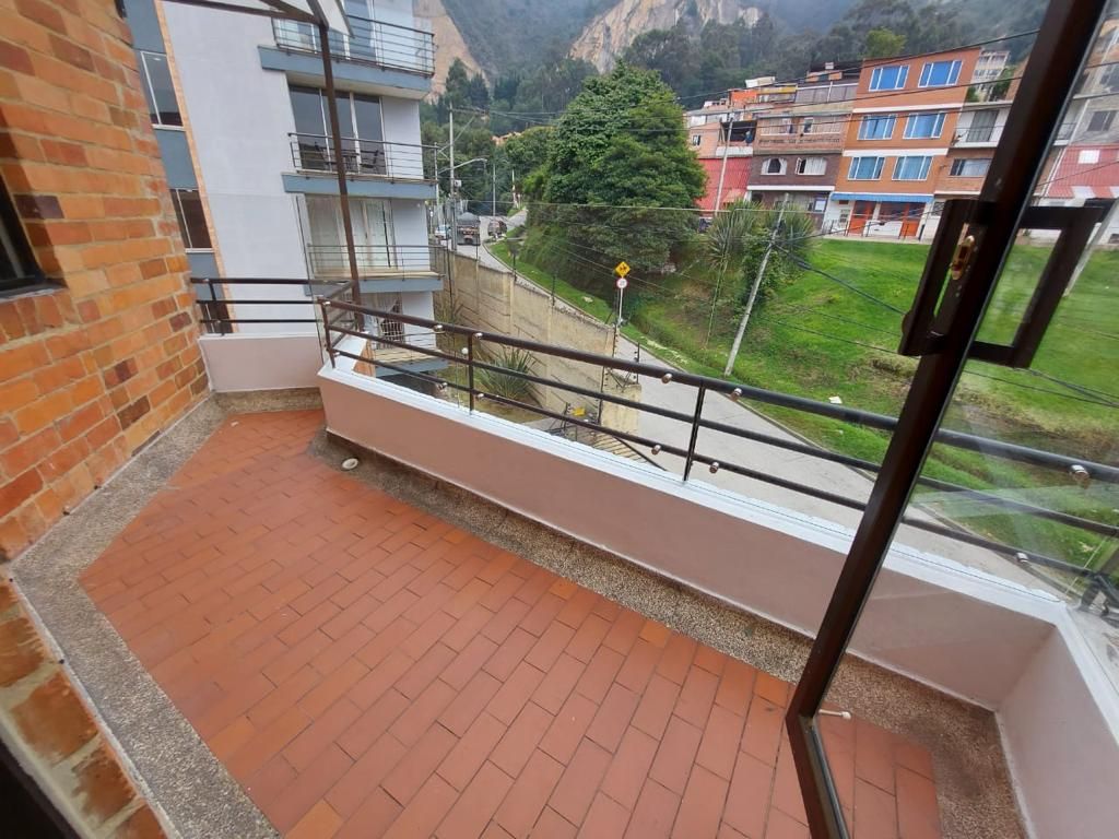 Apartamento en venta Cundinamarca Bogotá Ginebra 79 m2 Habitaciones 3 Baños 2 Garajes 2 Precio $335000000