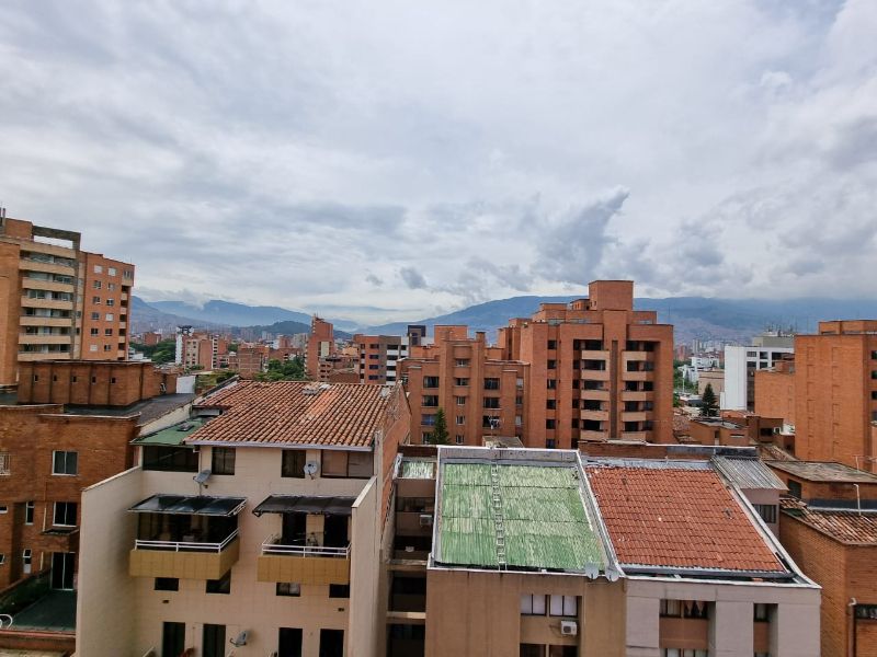 Apartamento en arriendo Antioquia Medellín Laureles 130 m2 Habitaciones 2 Baños 2 Garajes 1 Precio $6800000
