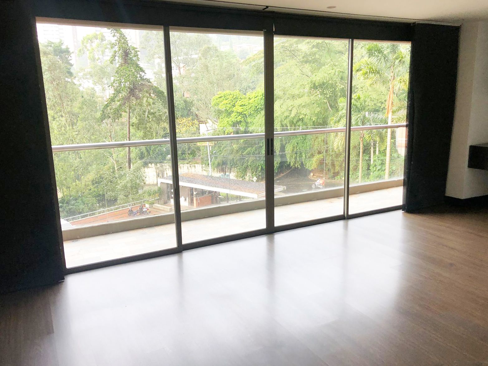 Apartamento en venta Antioquia Medellín Corazon De Jesus 105 m2 Habitaciones 1 Baños 2 Garajes 3 Precio $675000000