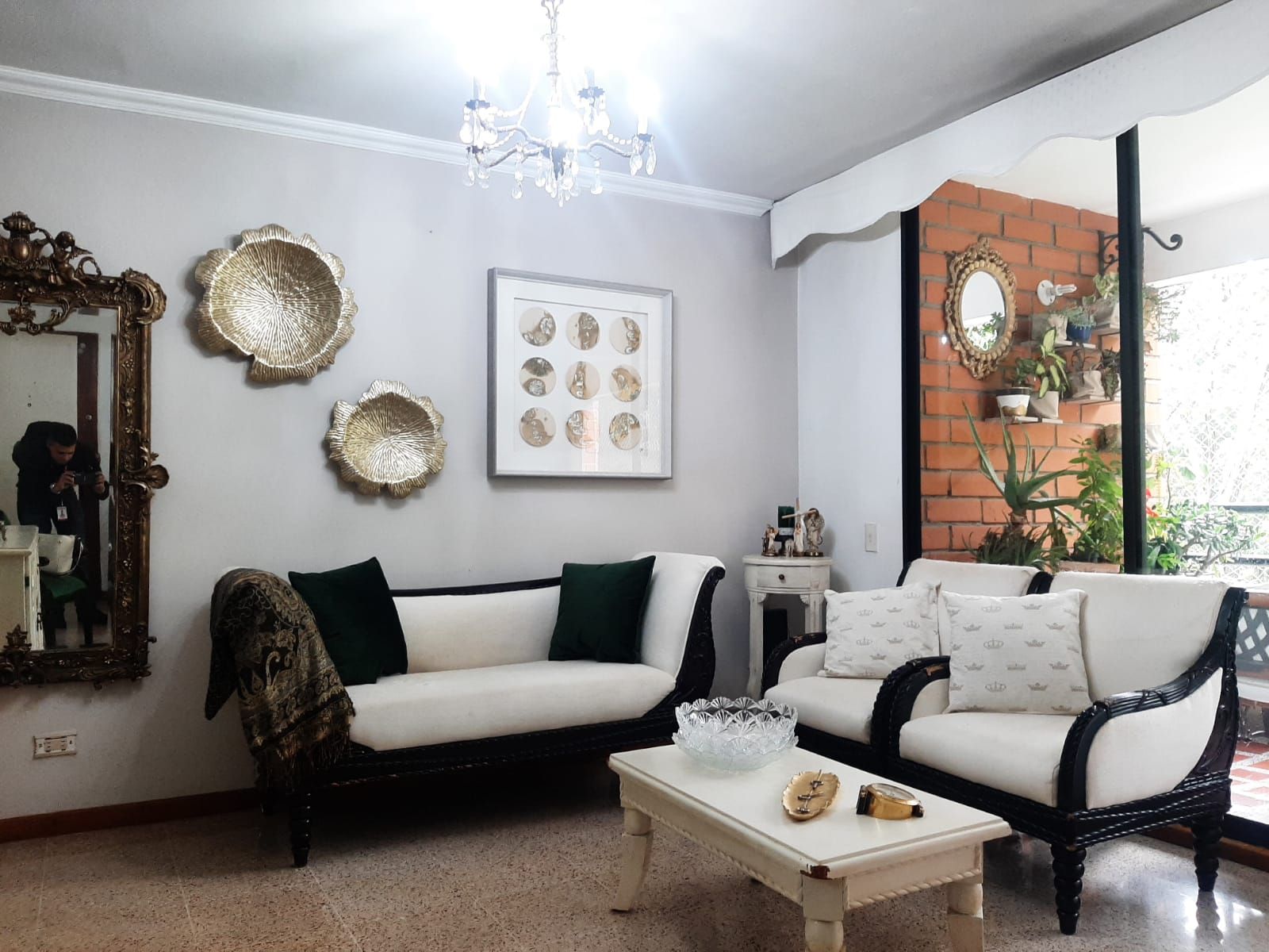 Apartamento en venta Antioquia Envigado Zona Centro 100 m2 Habitaciones 3 Baños 2 Garajes 3 Precio $425000000