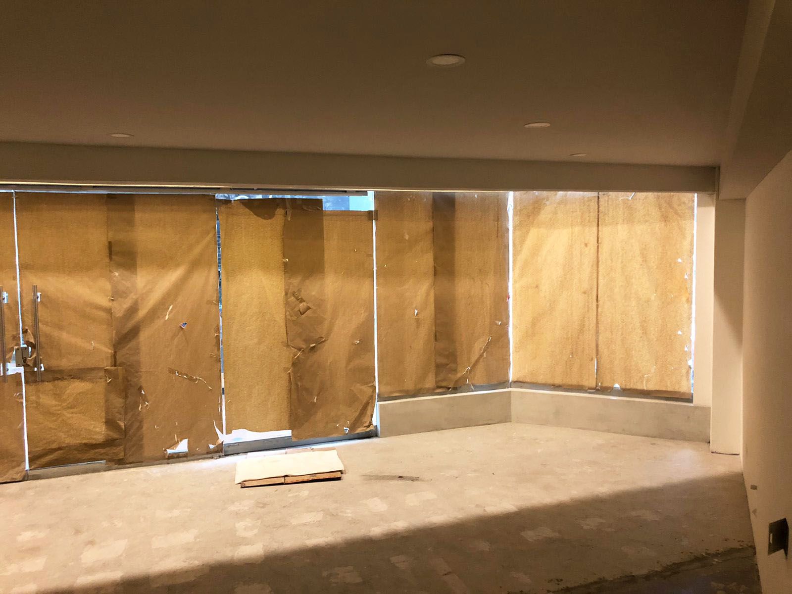 Local Comercial en arriendo o venta Antioquia Medellín Cristo Rey 0 m2 Habitaciones 0 Baños 10 Garajes 1 Precio venta $2520000000 Precio arriendo $8500000