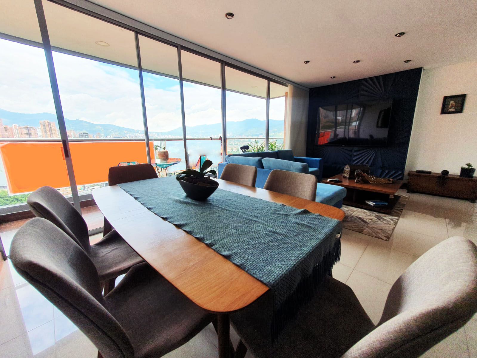 Apartamento en venta Antioquia Medellín Lalinde 130 m2 Habitaciones 2 Baños 4 Garajes 4 Precio $885000000