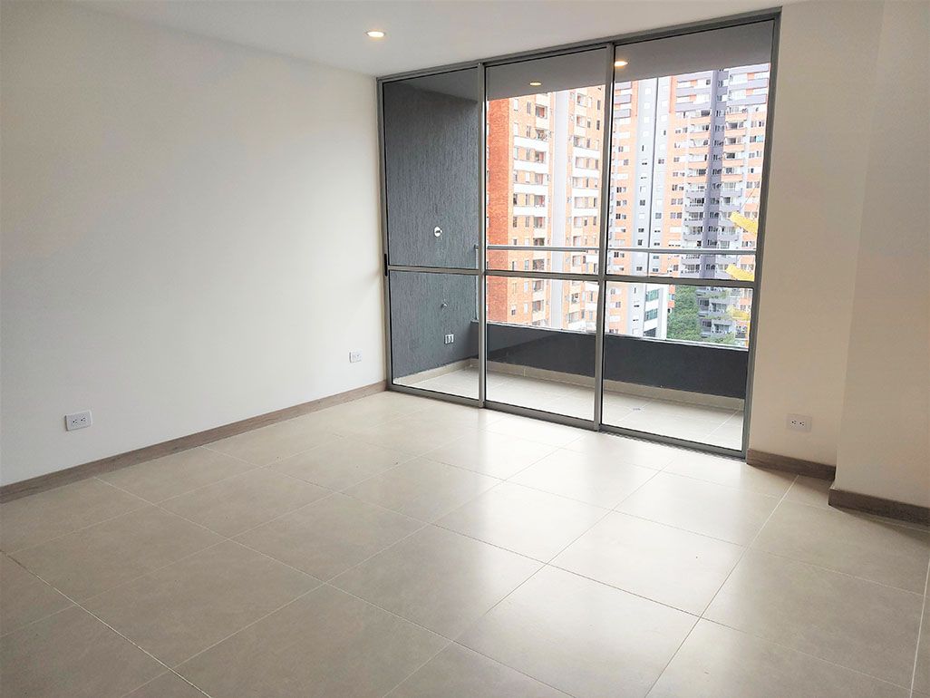 Apartamento en arriendo Antioquia Medellín Castropol 80 m2 Habitaciones 2 Baños 2 Garajes 2 Precio $3300000