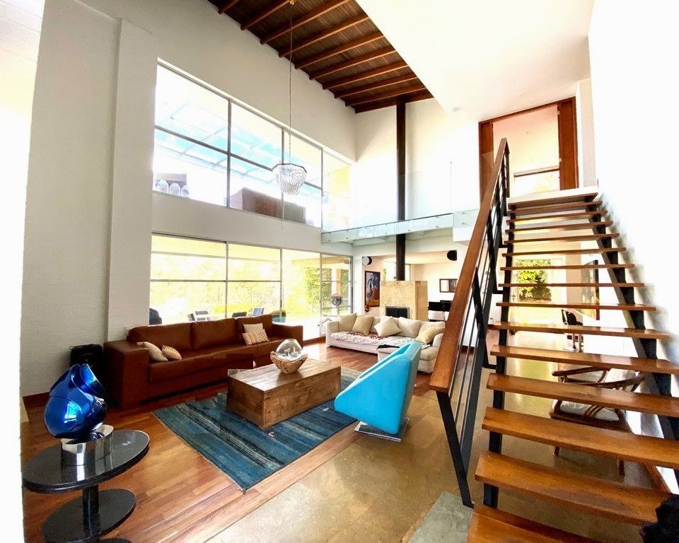 Casa en venta Antioquia Medellín Corazon De Jesus 420 m2 Habitaciones 3 Baños 6 Garajes 3 Precio $2980000000